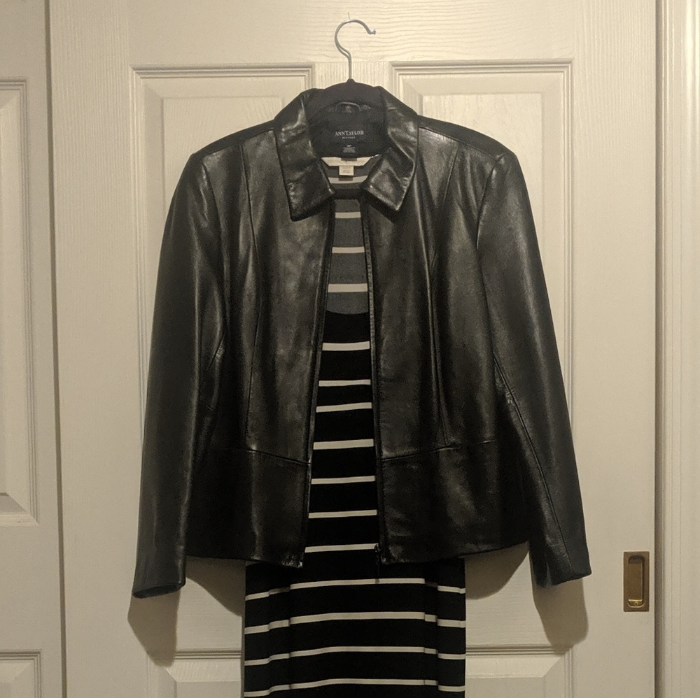 🧥 Ann Taylor Petites Black Zip Leather Jacket 🧥